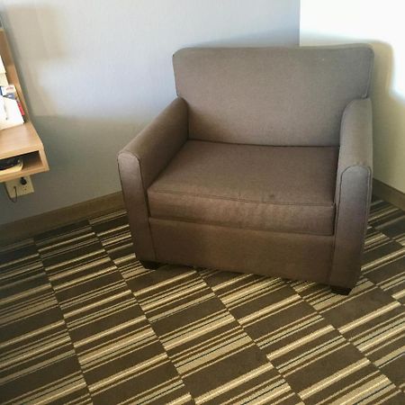 Microtel Inn & Suites By Wyndham Moorhead Fargo Area Exteriör bild