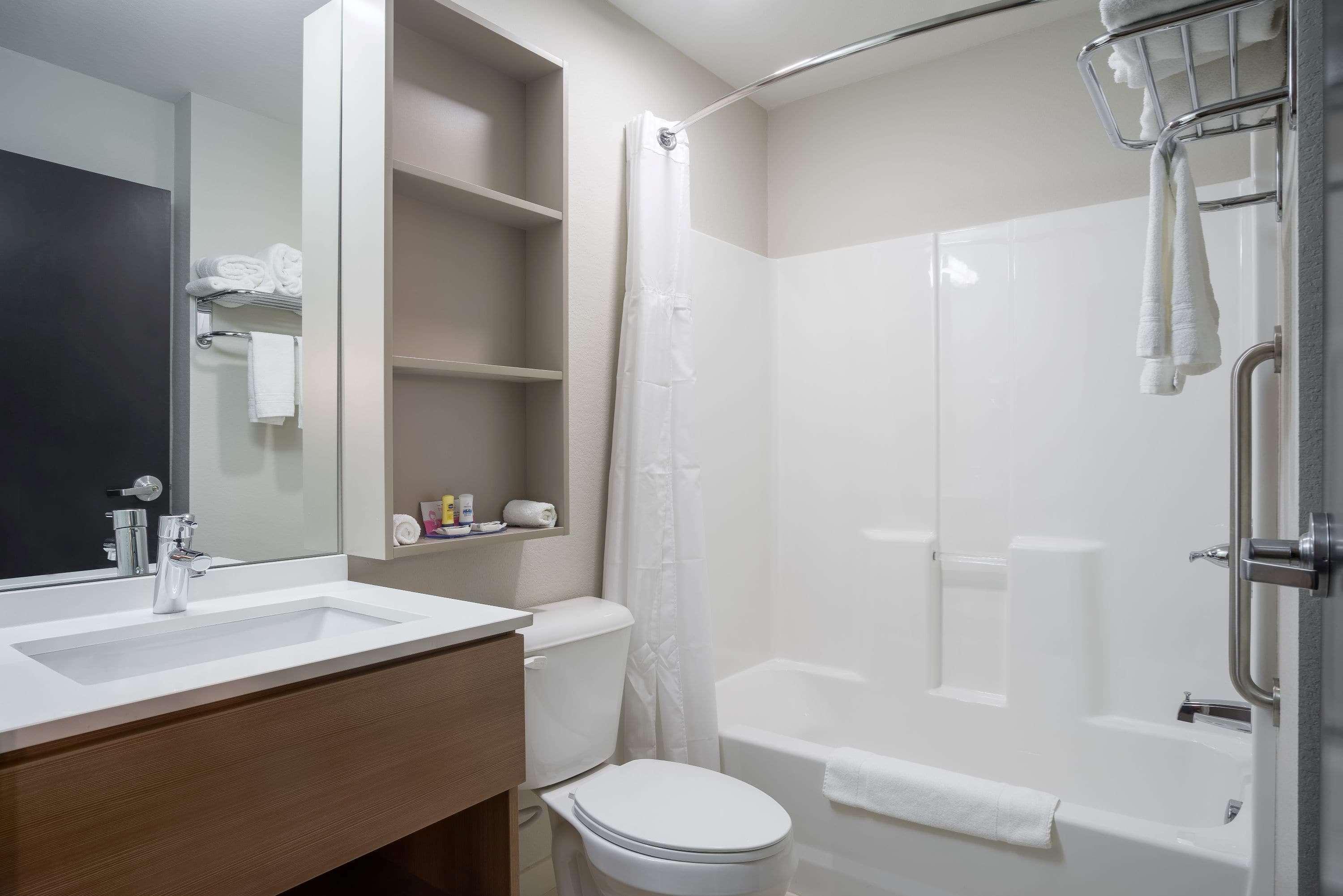 Microtel Inn & Suites By Wyndham Moorhead Fargo Area Exteriör bild