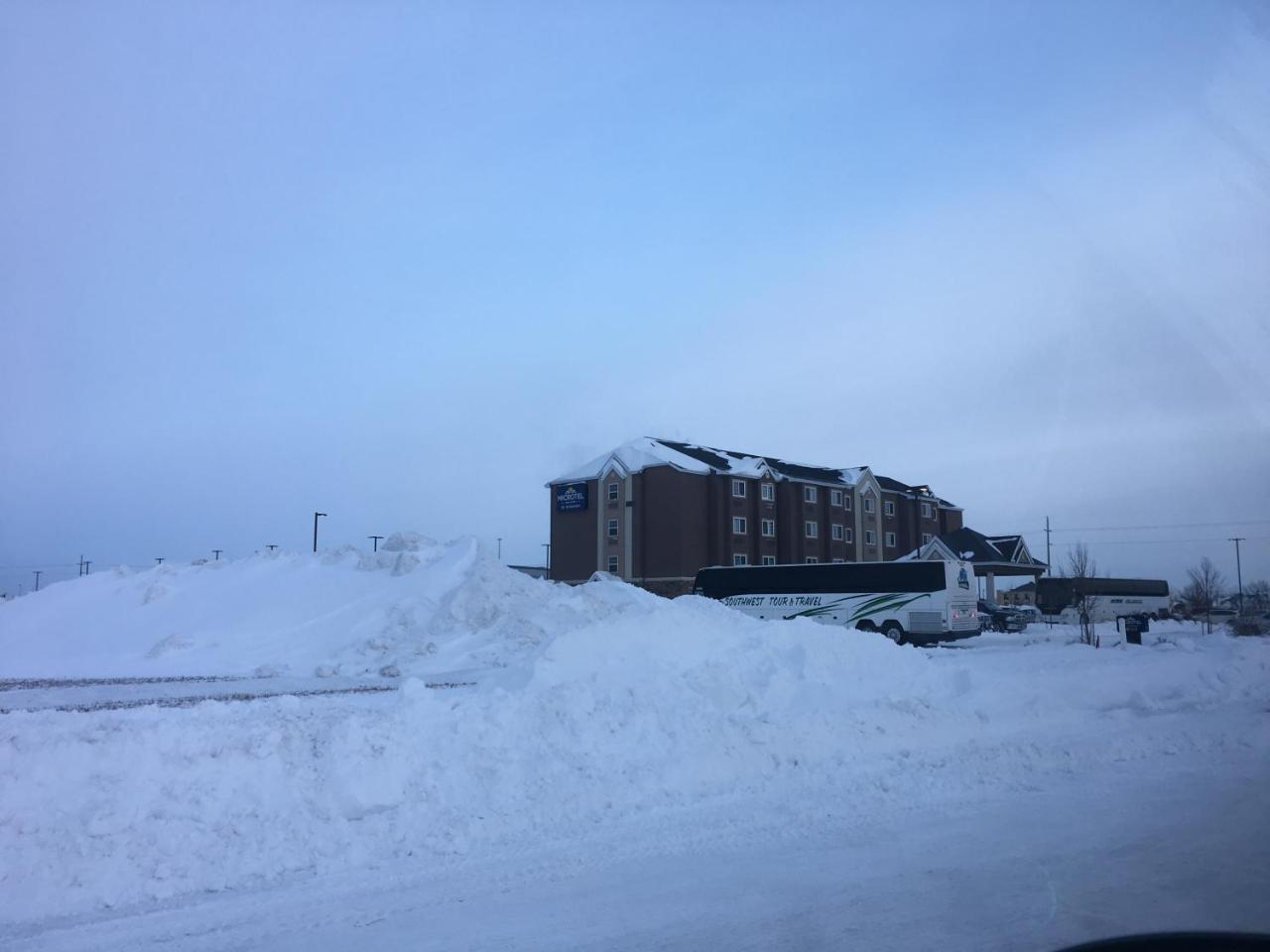 Microtel Inn & Suites By Wyndham Moorhead Fargo Area Exteriör bild